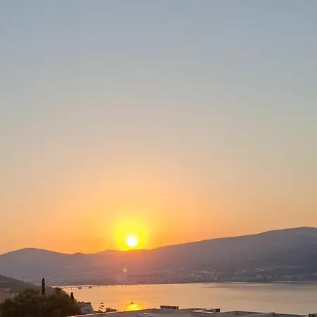 Fishers View * トロギール